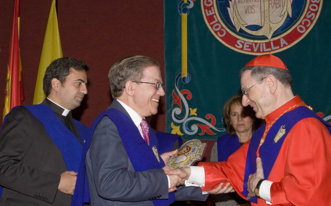 El presidente del Ateneo de Sevilla reconocido como Ilustre Becario de Honor del Colegio Mayor Universitario San Juan Bosco de Sevilla