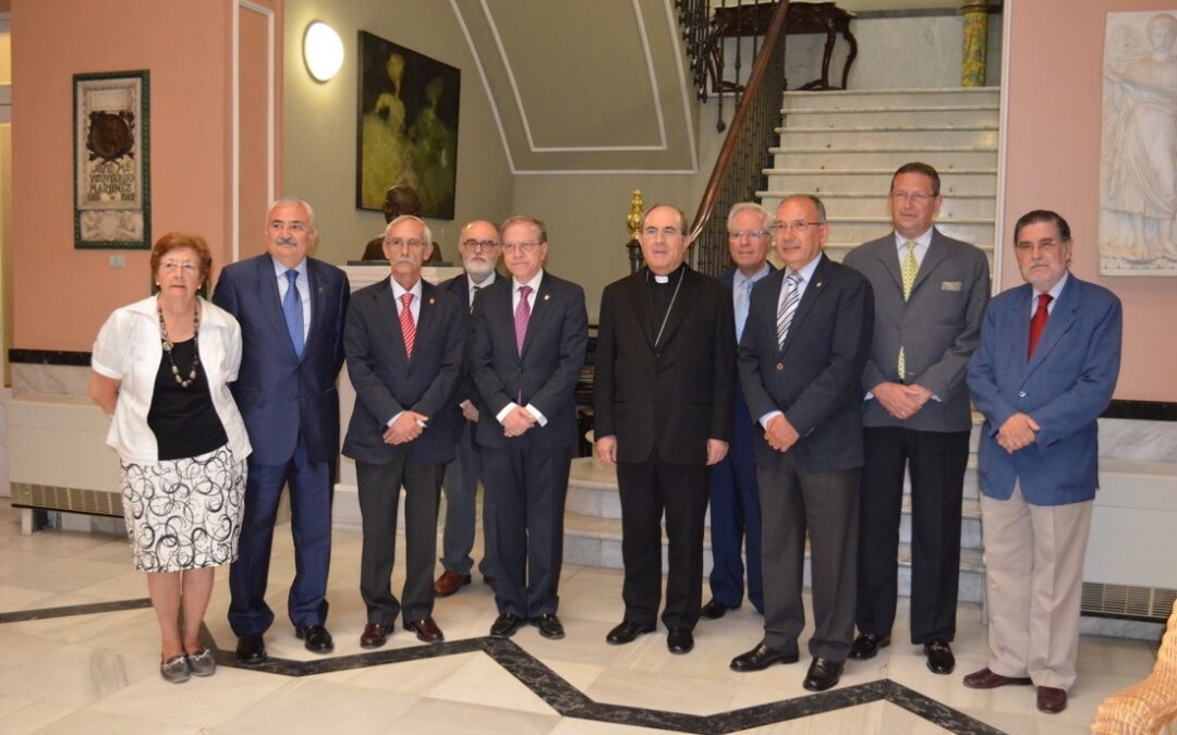 Martes 3 de junio. 20.00 horas. Monseñor Asenjo Pelegrina pronunció la conferencia ‘Juan Pablo II: las lecciones de un Papa Santo’ en el Ateneo de Sevilla