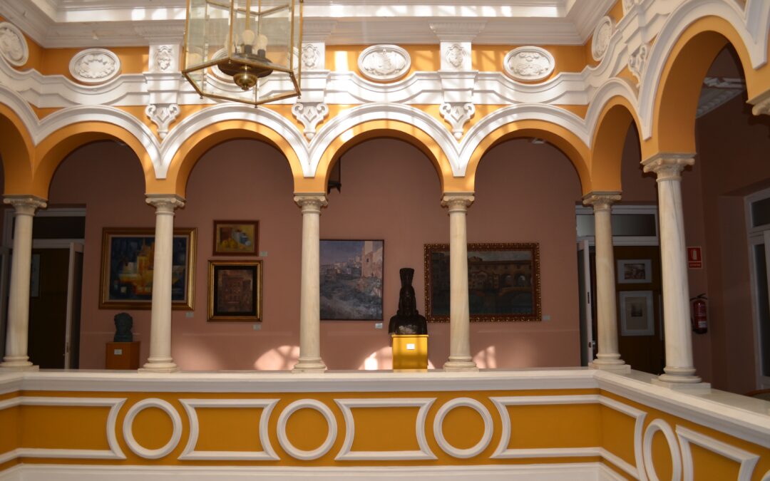 Inauguración de la exposición CONFLUENCIA DE TIERRA, de Mª José Díaz Olivares