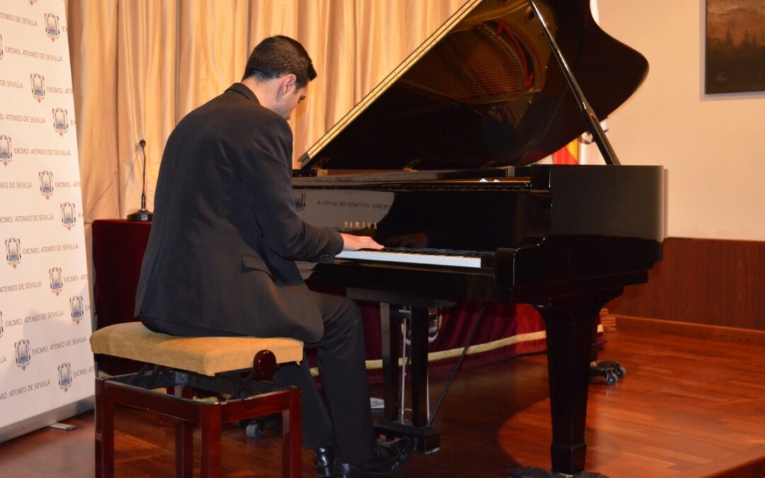Alejandro Martínez Pozo ofreció un concierto de piano en el Ateneo de Sevilla