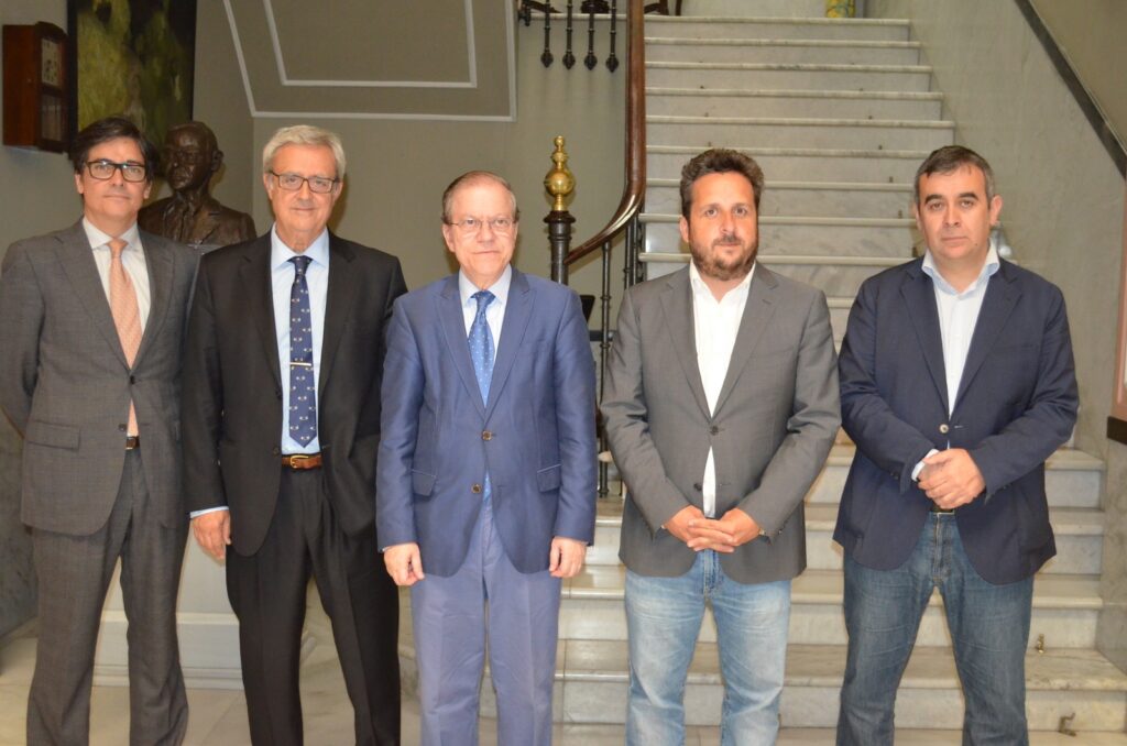 Juan M. Pulpillo, Abogado IP, Experto en Escrow - Safe Creative y Digital Compliance y miembro del Consejo Asesor Legal del Gobierno itSMF Spain; Jordi Bacaria, Abogado y Presidente Sección de derechos de Propiedad Intelectual y derechos de Imagen del Il