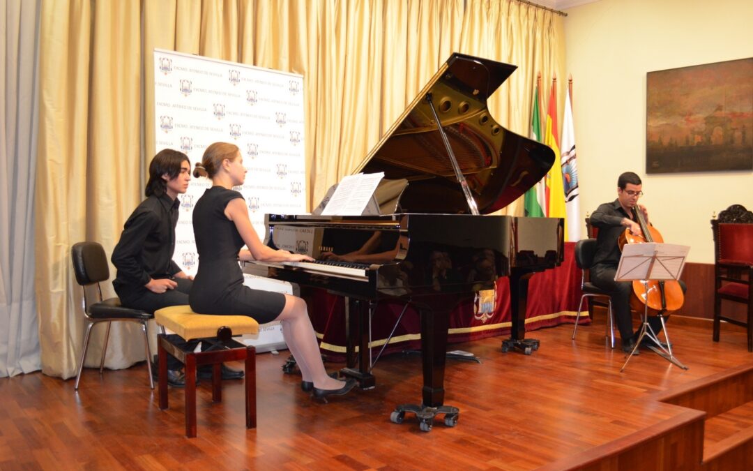Celebrado el concierto del violín, piano y violonchelo en el Ateneo de Sevilla