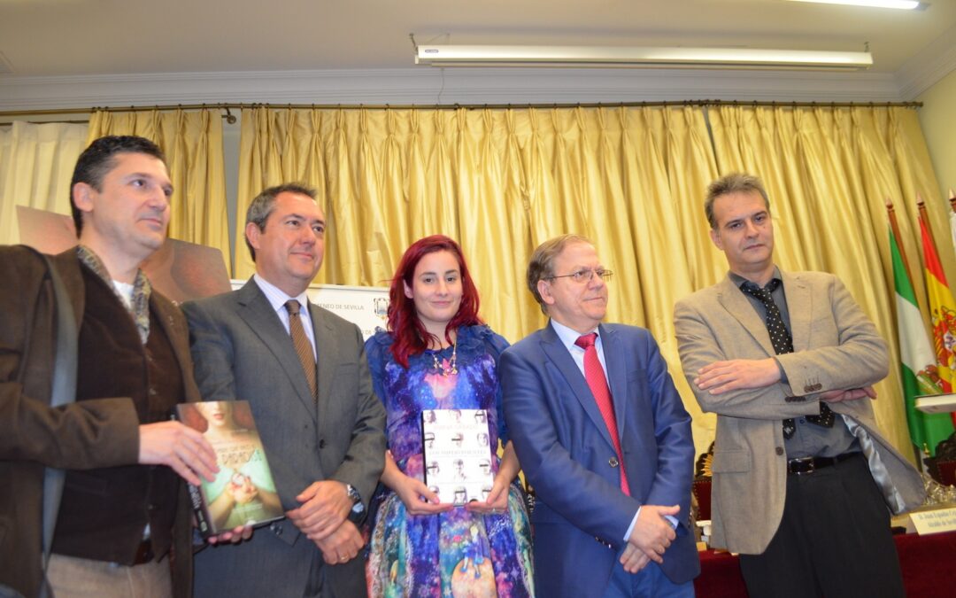 D. Edmundo Díaz Conde y Dª. Jimina Sabadú, ganadores de los Premios de Novela Ateneo 2015, presentaron sus obras ganadoras en presencia del Alcalde de Sevilla, D. Juan Espadas