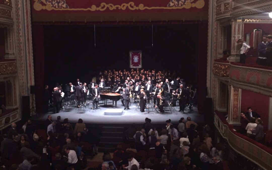 El Teatro Lope de Vega acogió la celebración del Concierto Extraordinario de Navidad