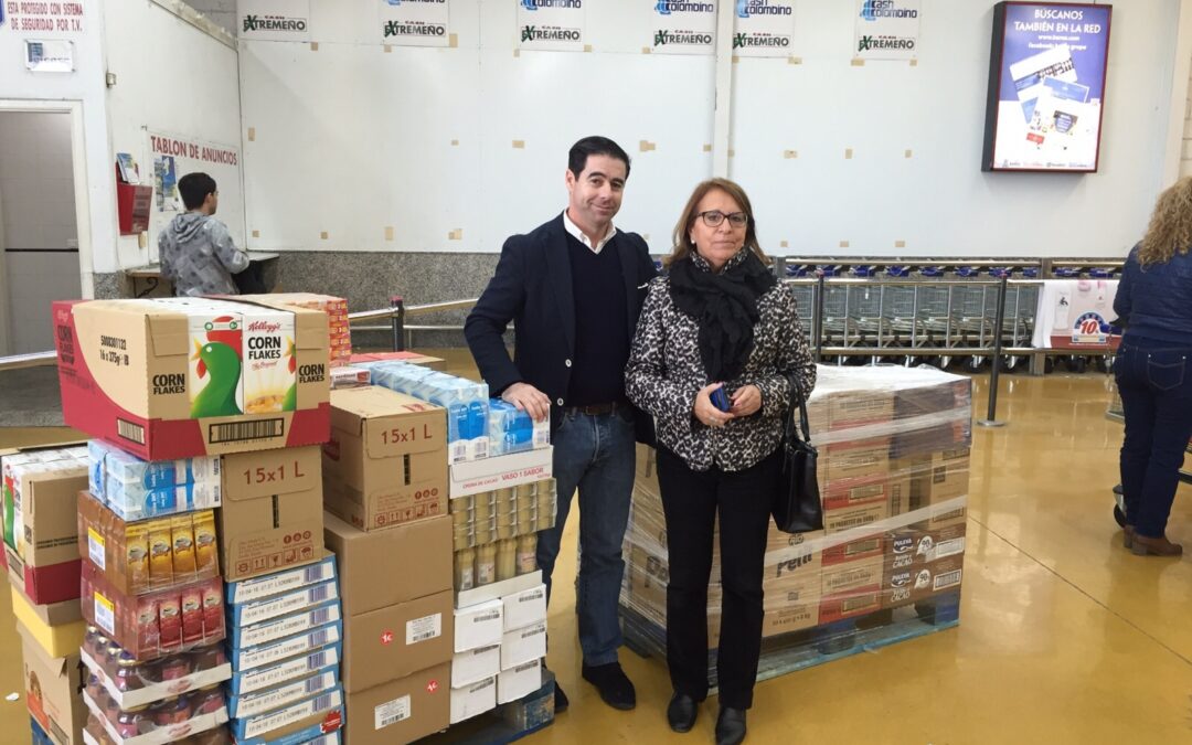 Agradecimiento al Instituto Británico de Sevilla por su colaboración con la Acción Social del Ateneo