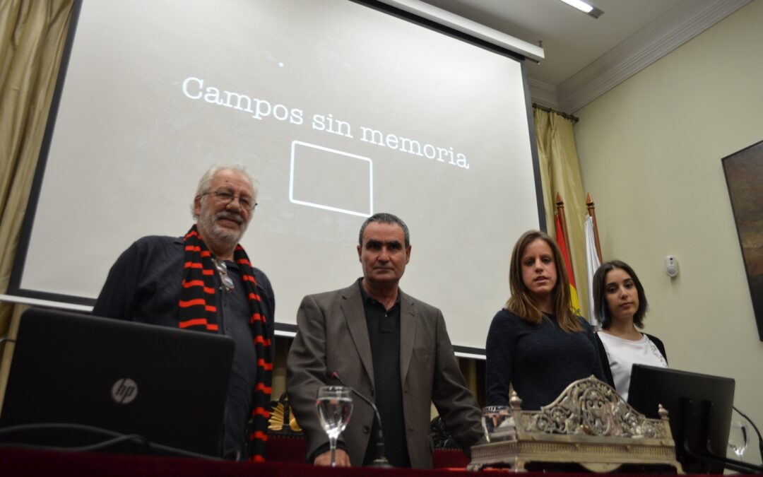 Presentado el documental ‘Campos sin memoria’, organizado por ‘Andaluces Diario’