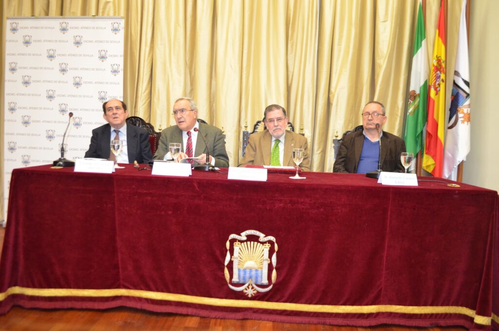La presentación´del libro se celebró en el Salón de Actos el 16 de marzo