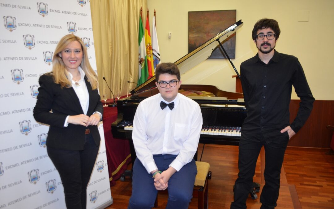 Celebrado el concierto de piano a cargo de jóvenes talentos. Presidido por la Directiva Dª. Atenea Melgarejo Vargas