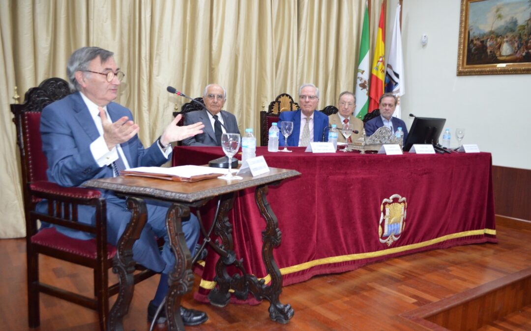 Impartida la conferencia sobre ‘La Física de la vida’, por D. FRANCISCO SÁNCHEZ BURGOS, Académico Numerario