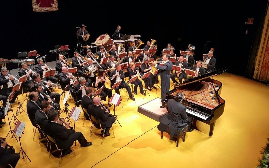 El Ateneo celebró el día 30 de mayo en el Teatro Lope de Vega el Concierto Extraordinario del Día de Sevilla, a cargo de la Banda Sinfónica Municipal, dirigida por Francisco Javier Gutiérrez Juan