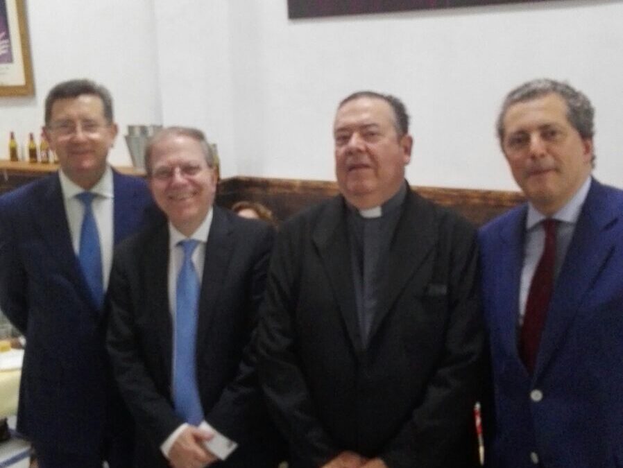 El Presidente del Ateneo, Alberto Máximo Pérez Calero, Patrono de la Fundación Asistencial Jesús de la Pasión, en la inauguración de la nueva sede en calle Boteros