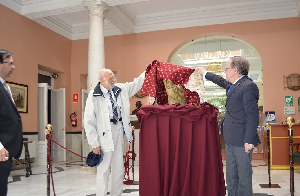 El investigador Jorge María Ribero Meneses expone algunos de sus hallazgos en el Ateneo