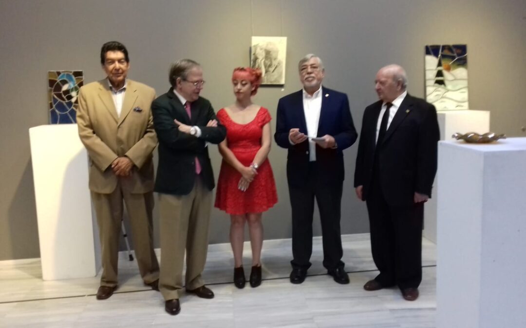 Inauguración de la exposición de Katty Briceño en el Ateneo