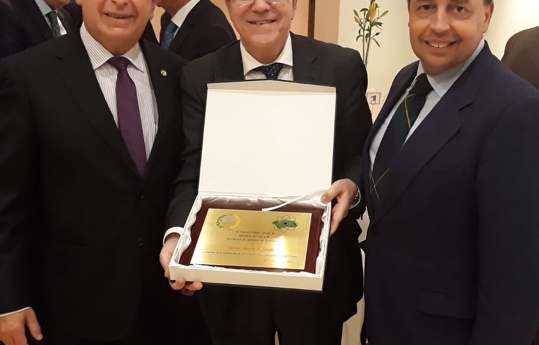 Reconocimiento a la Cabalgata por el Colegio de Químicos del Sur