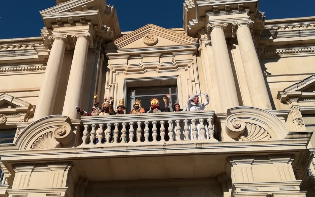 La Cabalgata del Ateneo de Sevilla llenó de magia e ilusión las calles de nuestra ciudad
