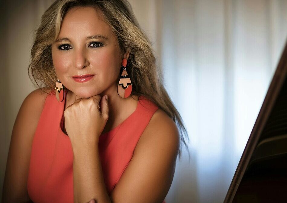 CONCIERTO DE PIANO OFRECIDO POR  PAULA CORONAS: A RITMO DE VALS