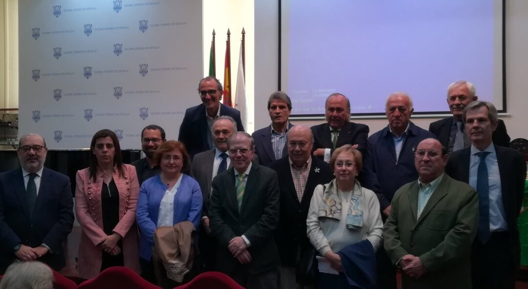 Celebrado el homenaje a Manuel Simó en el Ateneo