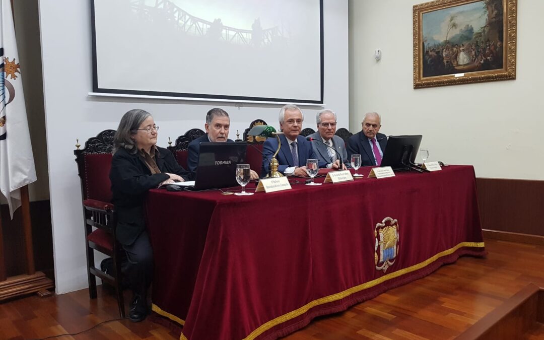 Conferencia de Paulina Ferrer titulada El Puente Abandonado