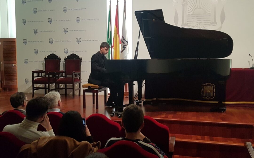 Concierto de David Iglesias, alumno del C.S.M ‘MANUEL CASTILLO’ DE SEVILLA