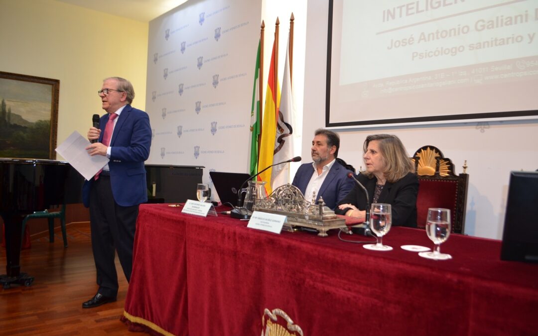 Comienza el ciclo de conferencias sobre inteligencia emocional aplicada a la vida cotidiana