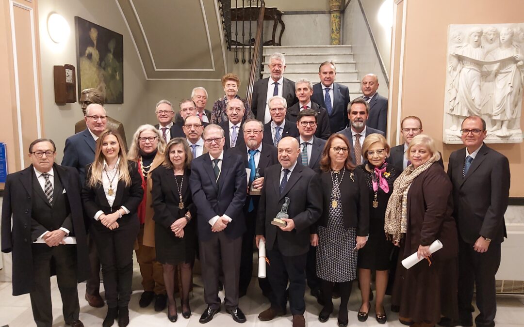 Celebración del Día del Ateneo con entrega de distinciones y conferencia sobre Benito Pérez Galdós