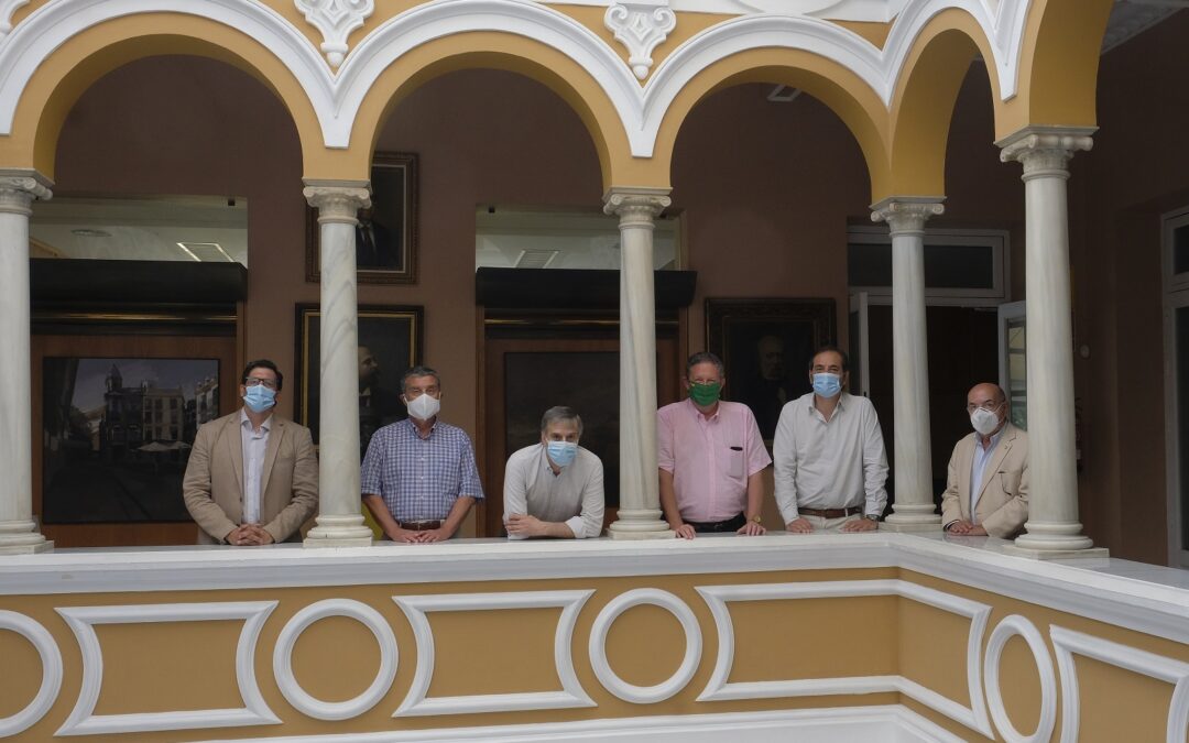 Blanca Riestra y Alejandro Narden, ganadores del Premio de Novela Ateneo de Sevilla y Ateneo Joven de Sevilla de 2020