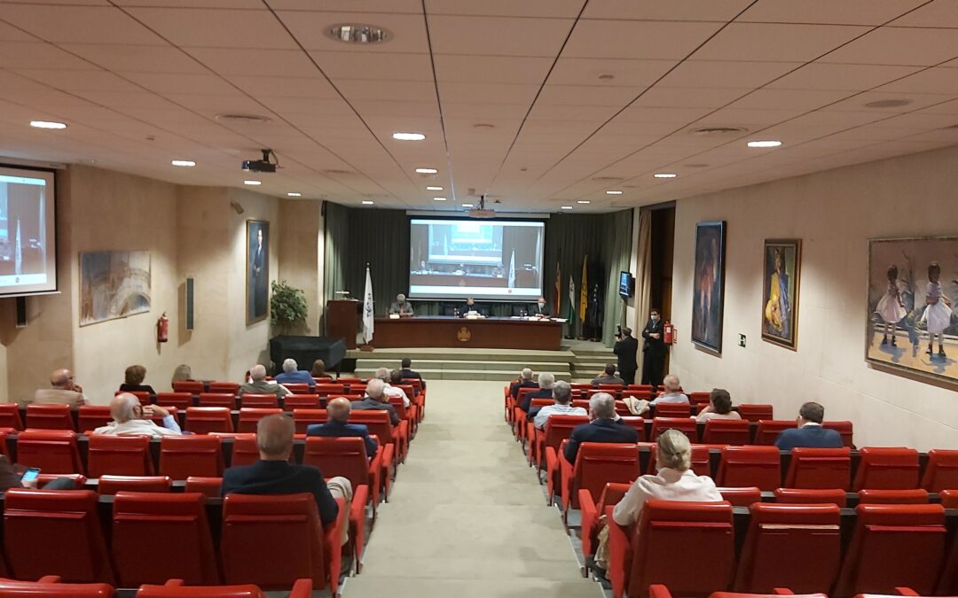 Asamblea General de Socios del Ateneo de Sevilla celebrada en el RICOMS