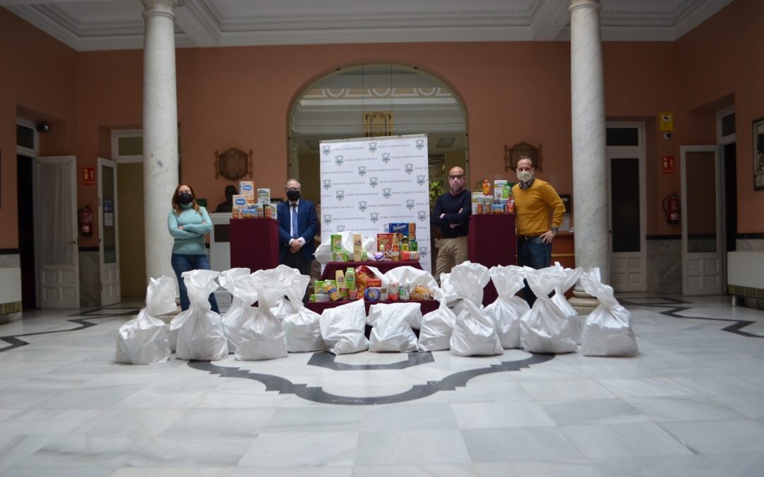 Acción Social del Ateneo recoge alimentos de primera necesidad para la cuesta de enero