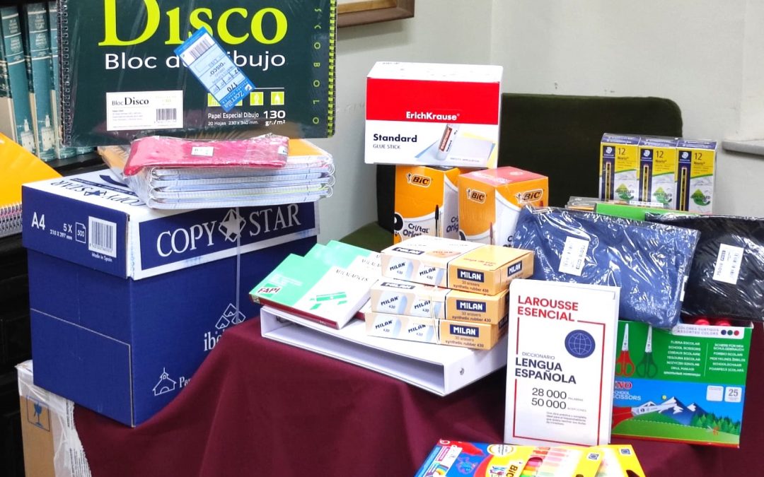Entrega de material escolar