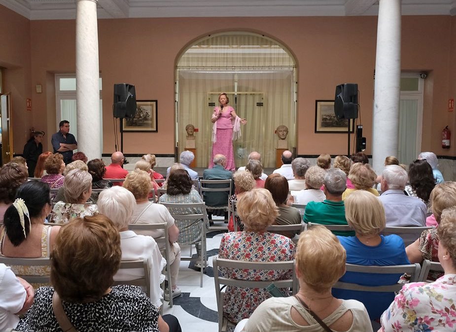 El Ateneo de Sevilla acoge el Concierto Homenaje a la Copla