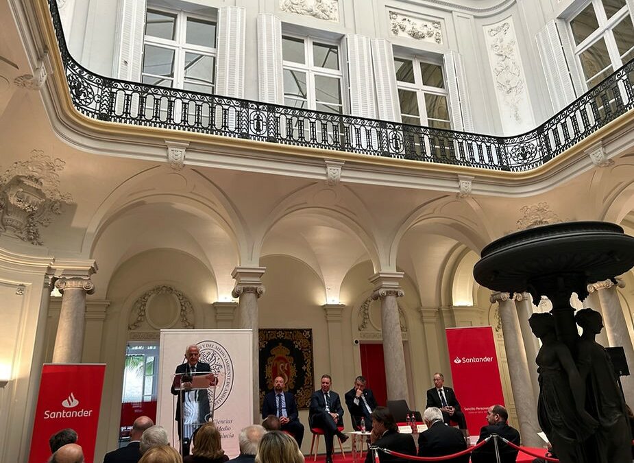 El Ateneo de Sevilla asiste a los Premios de Investigación, Innovación, Desarrollo y Empresa