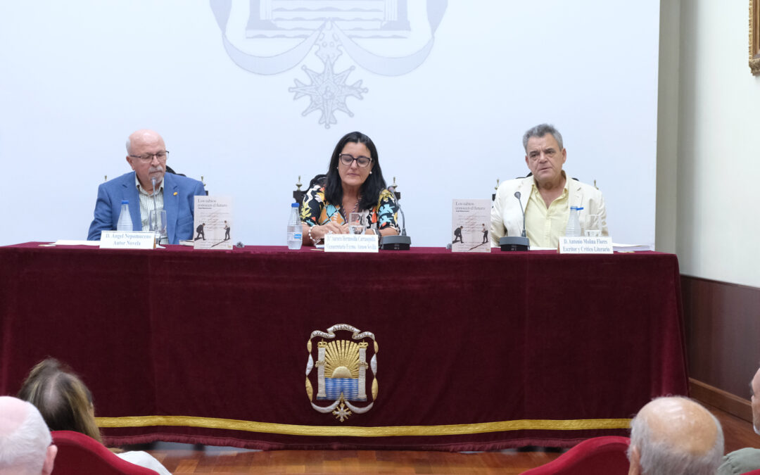 Presentación en el Ateneo de Sevilla del libro Los sabios conocen el futuro, de Ángel Nepomuceno