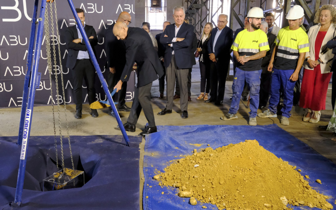 Primera piedra para la nueva sede de la Cabalgata de Reyes Magos de Sevilla